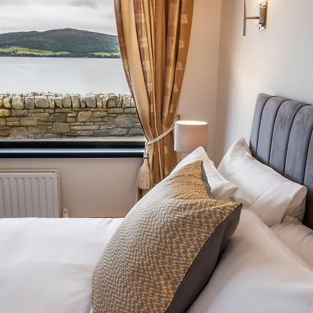 The Waters Edge Rathmullan