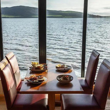 The Waters Edge Hotel