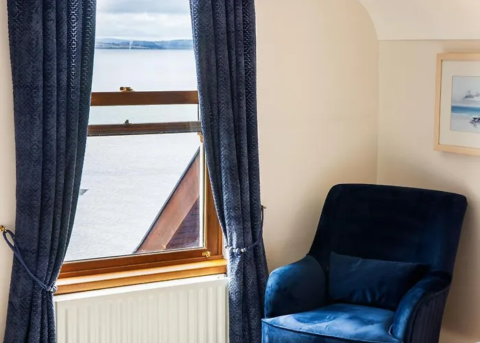 The Waters Edge 酒店