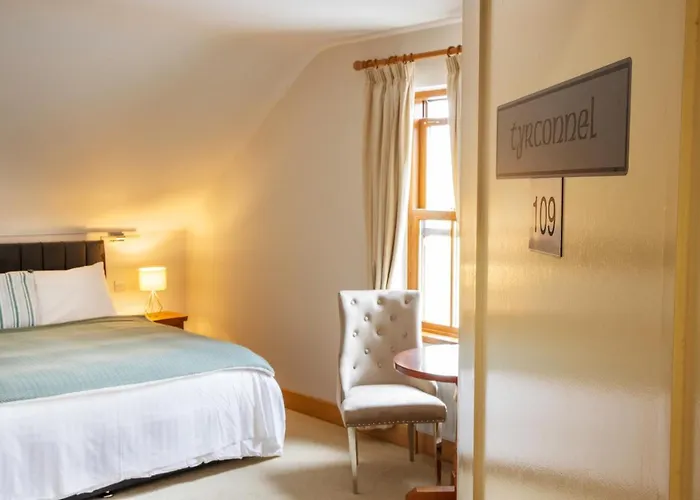 酒店 The Waters Edge *