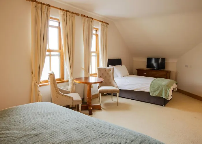 Hotel The Waters Edge