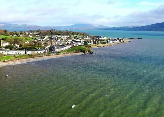 The Waters Edge 酒店