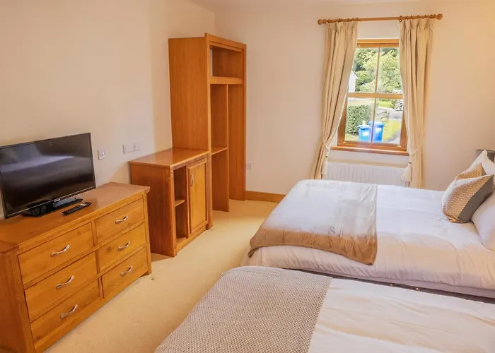 The Waters Edge 酒店 *