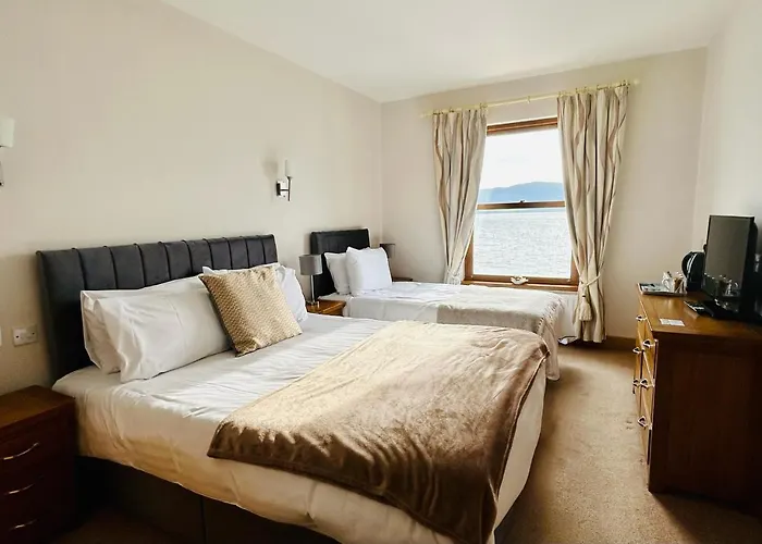 Hotel The Waters Edge *