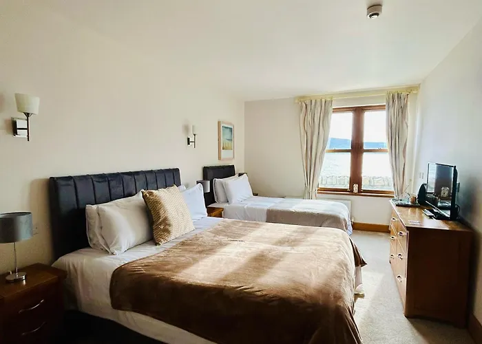 Hotel The Waters Edge *