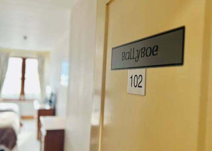 Hotel The Waters Edge