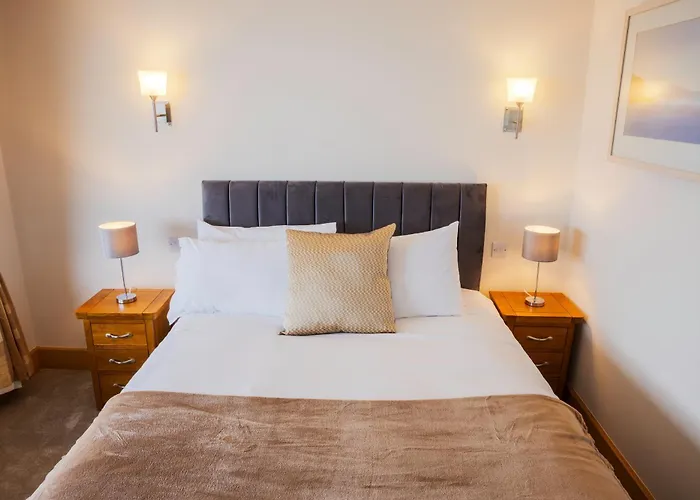 酒店 The Waters Edge *